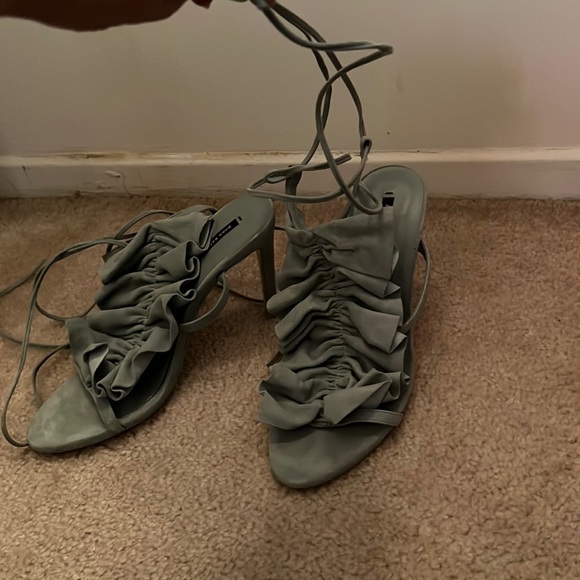 Zara Sandals - Picture 1 of 3